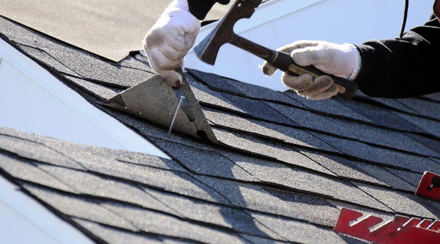 Professional Flat Roofing Installation in Conroy, IA